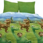 Lasten sänky asetettu Hyvä dinosaurus