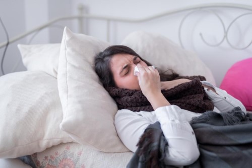 Biancheria da letto per un raffreddore malato