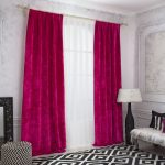 Velvet curtains warna merah