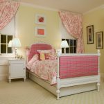 Roze Provence gordijnen geven je huis rust en comfort