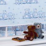 Gambar dengan beruang teddy di langsir kanvas
