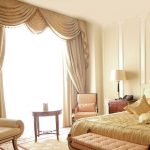 Mantovana in tessuto classico per camera da letto leggera