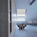 Il design dell'attico nello stile del minimalismo