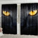 Mörka gardiner med fotoprint