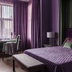 Violetti väri naisten makuuhuoneen sisustuksessa
