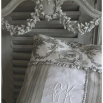 Namngivna kudde grå i Provence stil