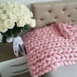 Krásné pletené kostkované růžové