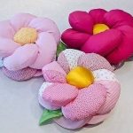 כריות נפח בצורת פרחים