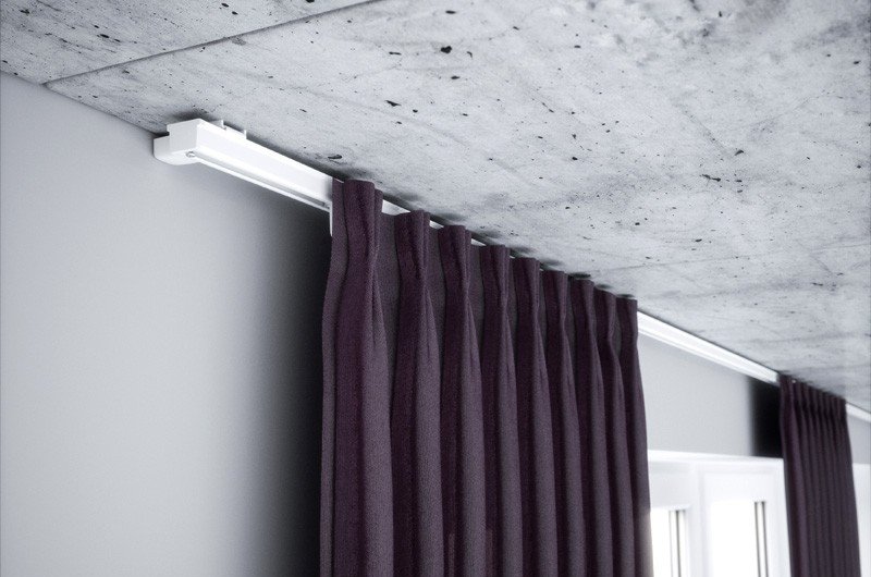 Cortina scura su gronda del soffitto in alluminio
