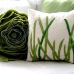 Cuscino in tessuto verde denso