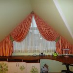 Satin gardiner för takfönster