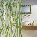 Bambu stjälkar på badrumsgardinen