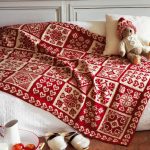 Rode en witte deken met verschillende patronen