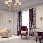 Langsir ungu untuk ruang tamu yang luas dengan dua tingkap dalam warna perabot dan tekstil