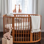 Oval baby crib madrass