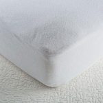Surmatelas imperméable en tissu éponge à base de PVC avec côtés
