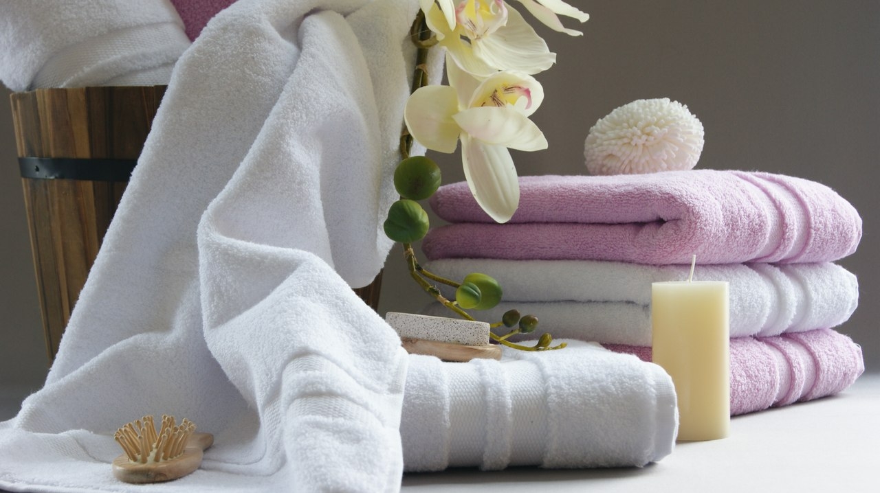 hoe badstof zachte handdoeken thuis te wassen