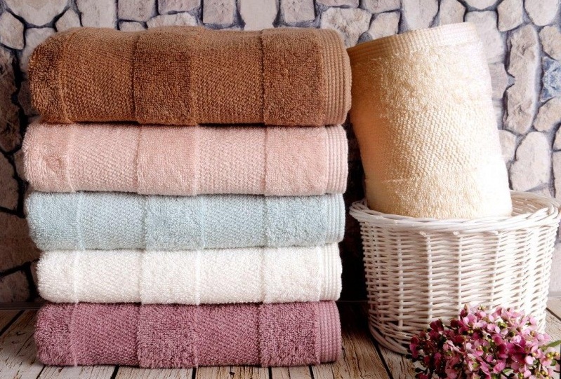 hur man tvättar terry fluffiga handdukar korrekt