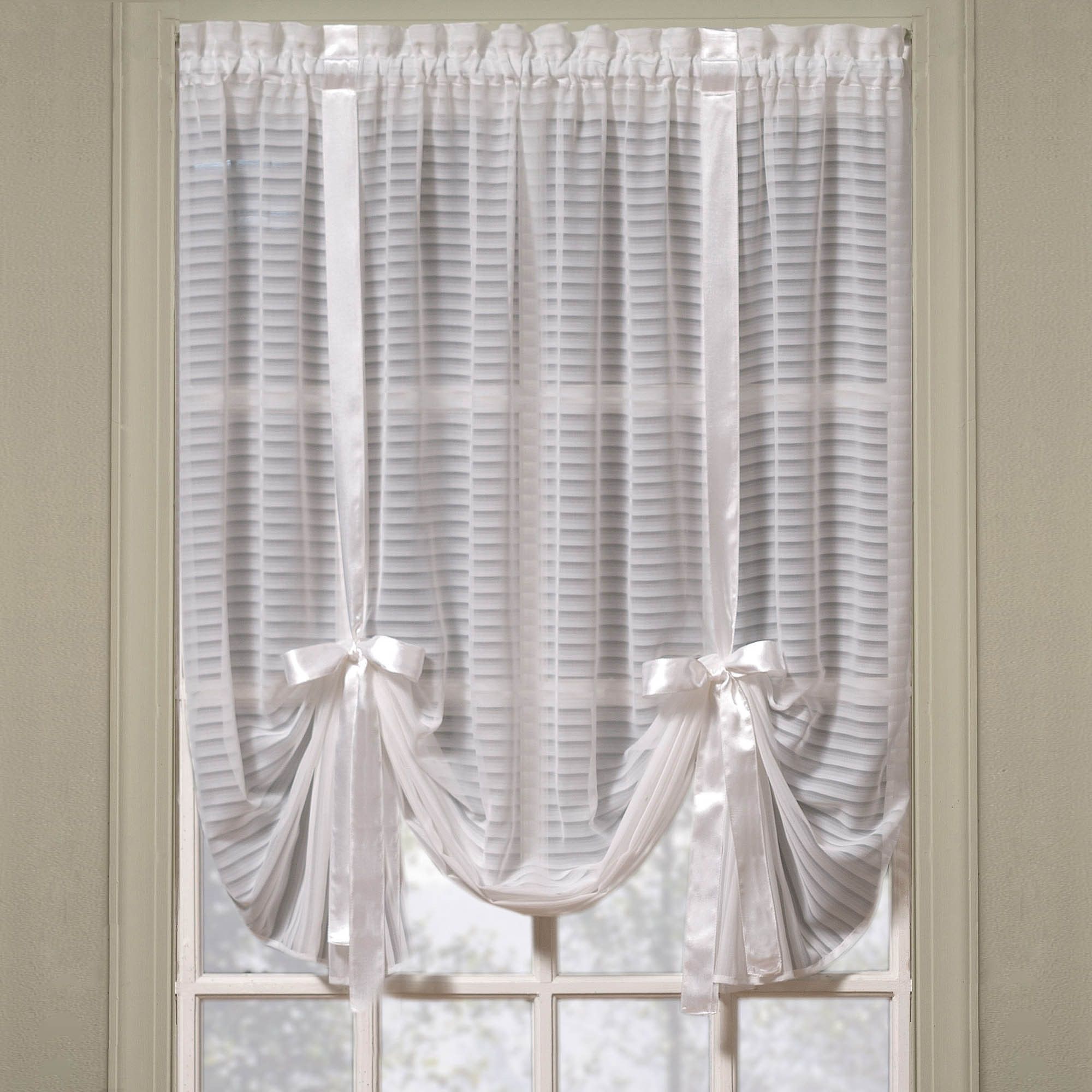 gardiner på små fönster design