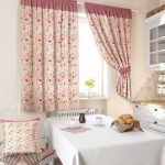 dekor gardiner kort för köket