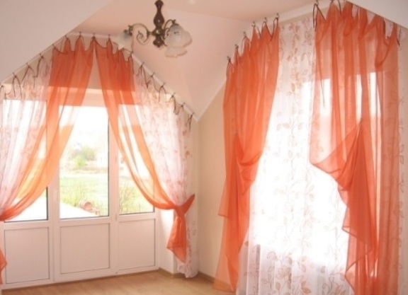 hur man hänger gardiner utan gardin