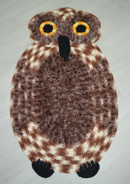 tapis tricoté photo de décoration hibou