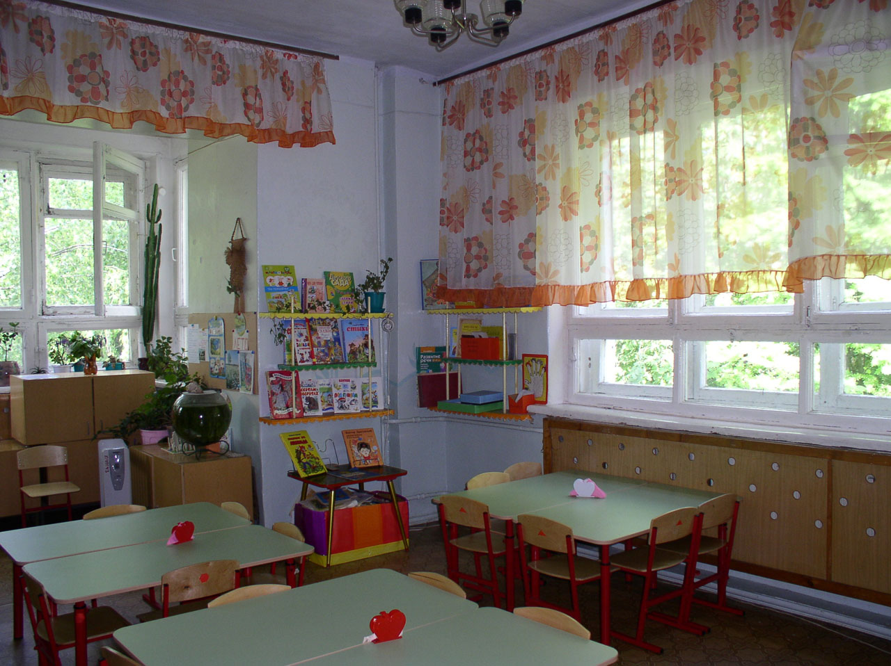 tende per la decorazione fotografica della scuola materna