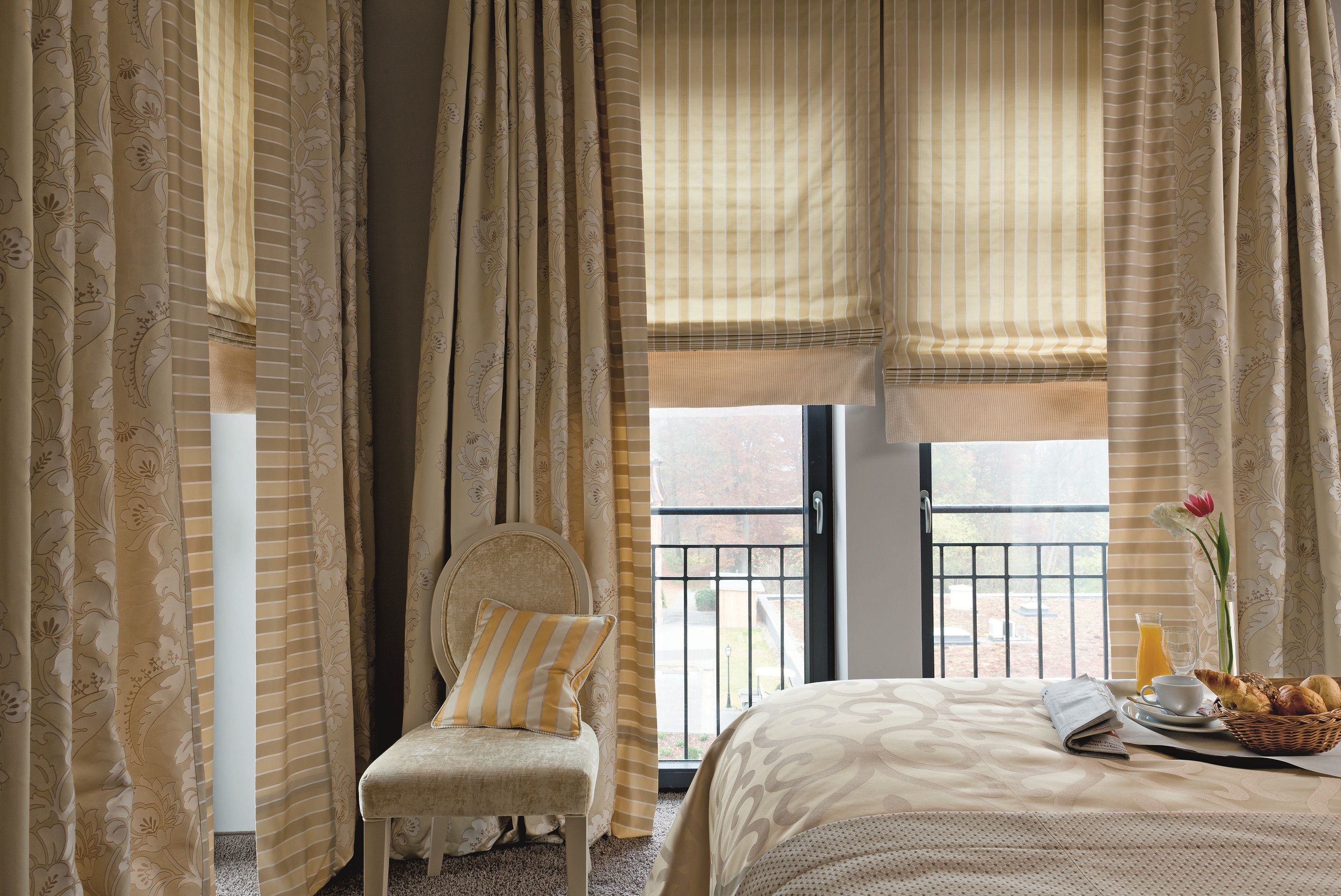 gardiner för panoramafönster dekorativa idéer
