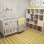 tapis dans les options de la chambre de bébé