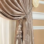 dekorativa borstar för gardiner foto alternativ