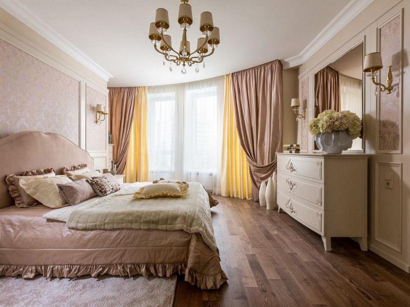 ensemble de rideaux et couvre-lits pour des idées de décoration de chambre