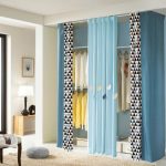 gardiner i omklädningsrummet istället för dörrar